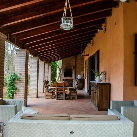 Villa Hypericum Country House *
