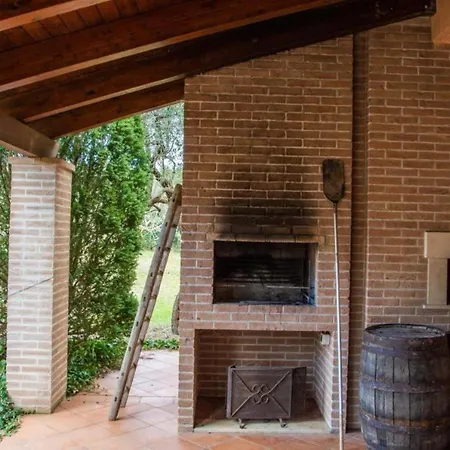 Villa Hypericum Country House *